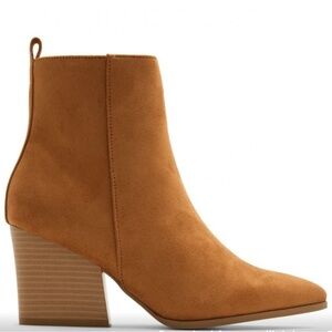 Matt & Nat Ming Vegan Faux Suede Ankle Boot / size 38